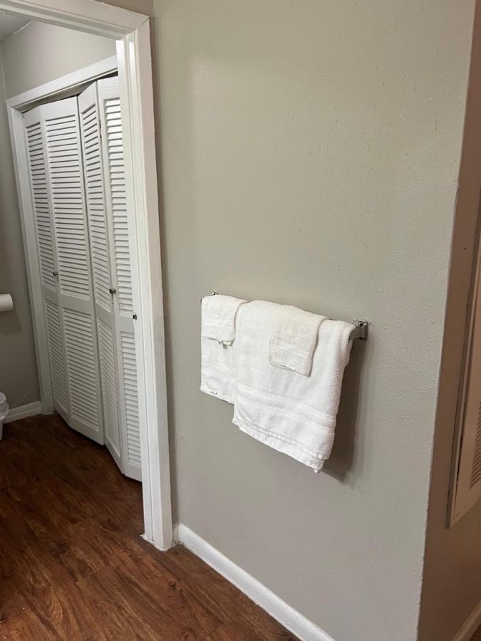 Lovely 1-Bedroom Townhome With Nice Amenities Houston Dış mekan fotoğraf